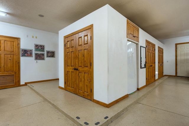2 Caliente De Sol, Corrales, NM 87048