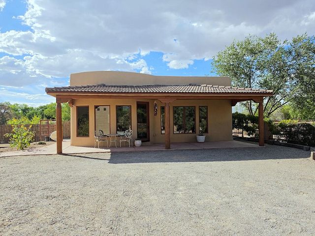 2 Caliente De Sol, Corrales, NM 87048