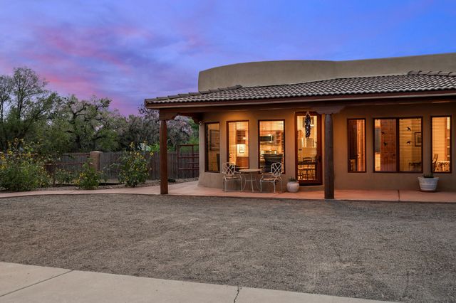 2 Caliente De Sol, Corrales, NM 87048