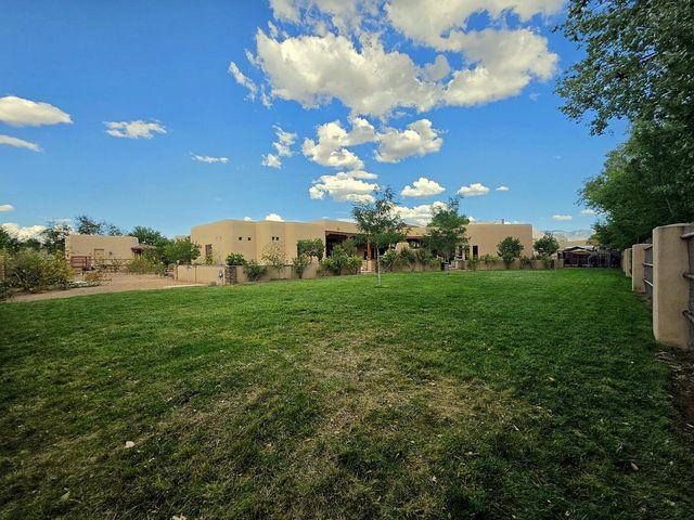 2 Caliente De Sol, Corrales, NM 87048