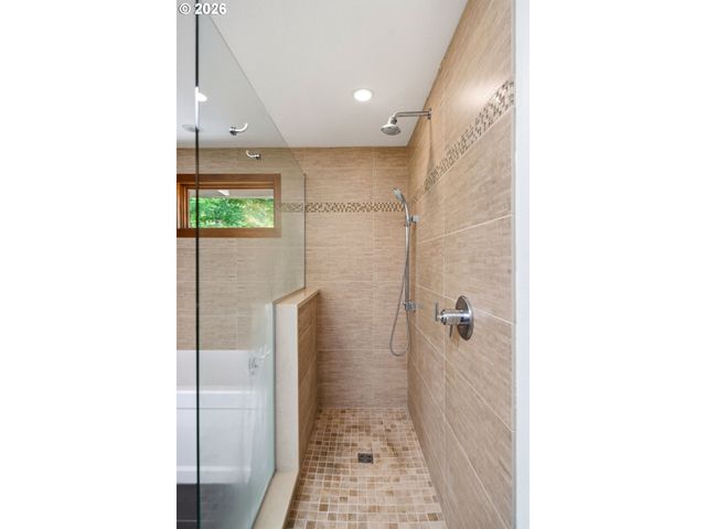 9125 Sw HILL St, Portland, OR 97223