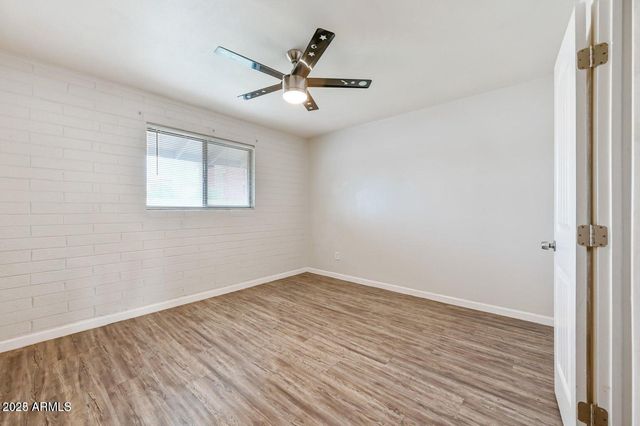 1744 W GLENDALE Avenue 9, Phoenix, AZ 85021