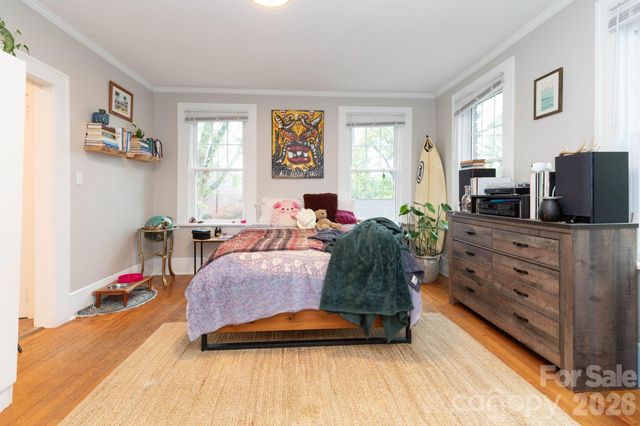 16 Gracelyn Road, Asheville, NC 28804