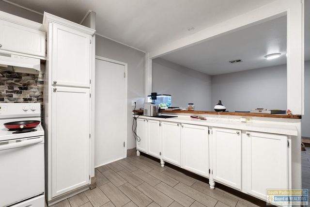 510 S Musina A-E, Port Isabel, TX 78578