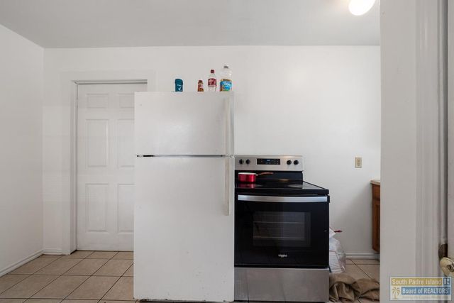 510 S Musina A-E, Port Isabel, TX 78578