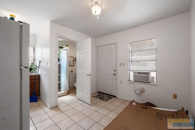 510 S Musina A-E, Port Isabel, TX 78578