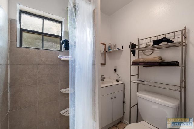 510 S Musina A-E, Port Isabel, TX 78578