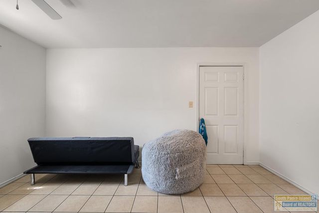 510 S Musina A-E, Port Isabel, TX 78578