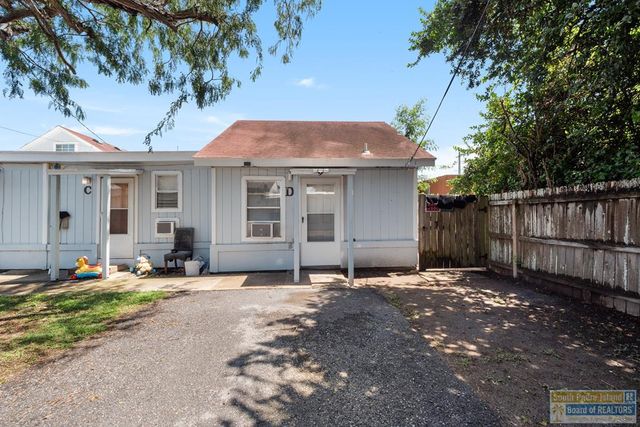 510 S Musina A-E, Port Isabel, TX 78578