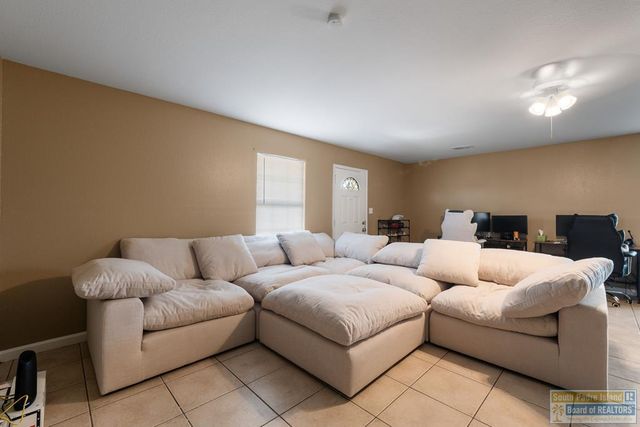 510 S Musina A-E, Port Isabel, TX 78578