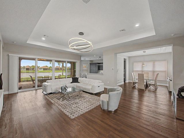11904 SW Sailfish Isles Way, Port St. Lucie, FL 34987