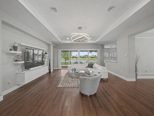 11904 SW Sailfish Isles Way, Port St. Lucie, FL 34987