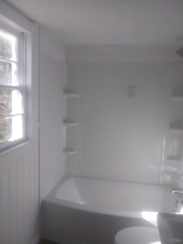 2281 Aragon Street, Lynchburg, VA 24501