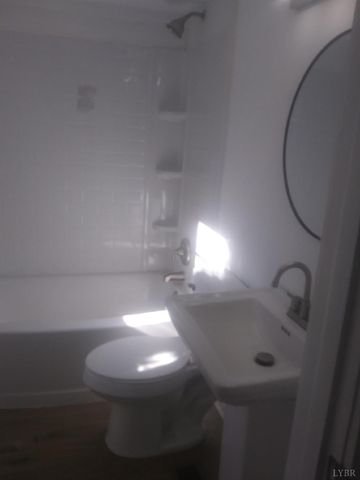 2281 Aragon Street, Lynchburg, VA 24501