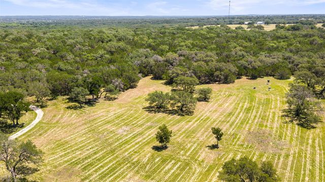 937 Flat Creek RD, Johnson City, TX 78636
