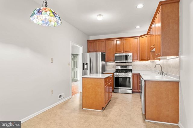 704 WHITETAIL CIR, King Of Prussia, PA 19406