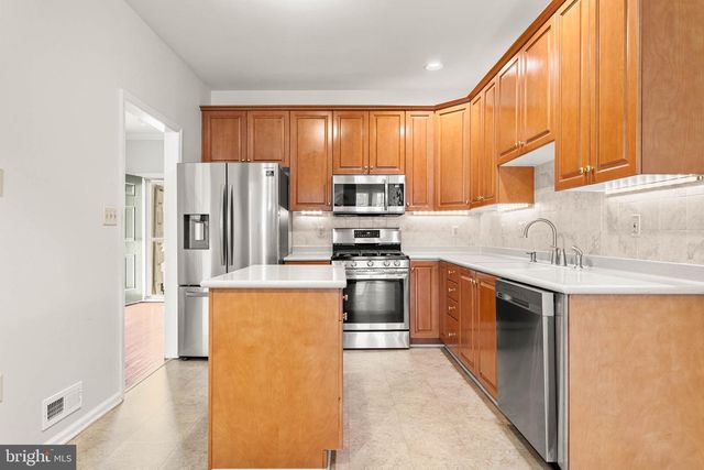 704 WHITETAIL CIR, King Of Prussia, PA 19406