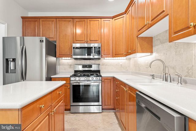 704 WHITETAIL CIR, King Of Prussia, PA 19406