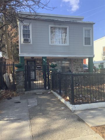 3305 Bronxwood Avenue, Bronx, NY 10469