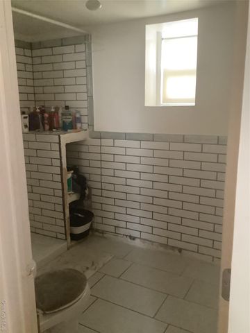 3305 Bronxwood Avenue, Bronx, NY 10469