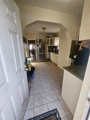 3305 Bronxwood Avenue, Bronx, NY 10469