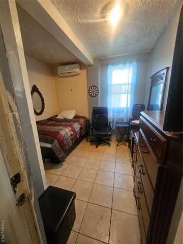 3305 Bronxwood Avenue, Bronx, NY 10469