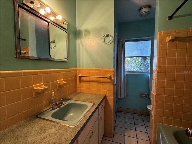 2506 MARTINWOOD DRIVE, Orlando, FL 32808