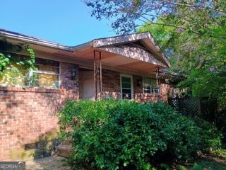 295 Valley hill Road SW, Riverdale, GA 30274