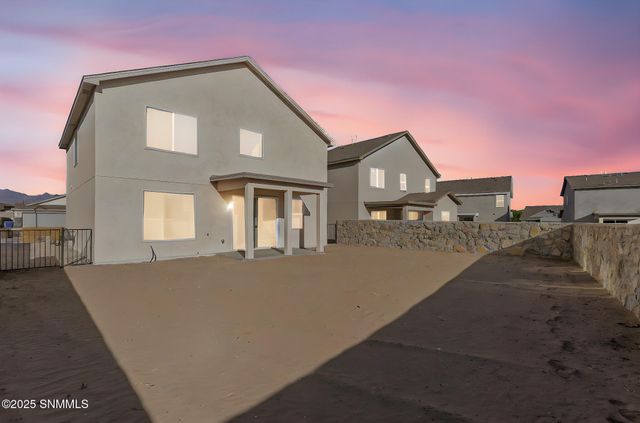 3148 Sunset Trails Road, Las Cruces, NM 88001