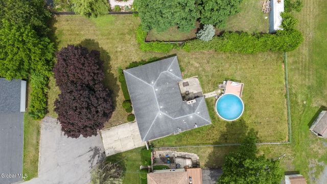 24 Warwick Avenue, Albany, NY 12205