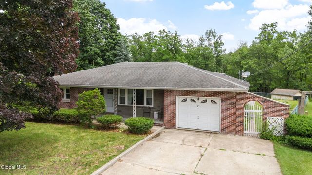 24 Warwick Avenue, Albany, NY 12205