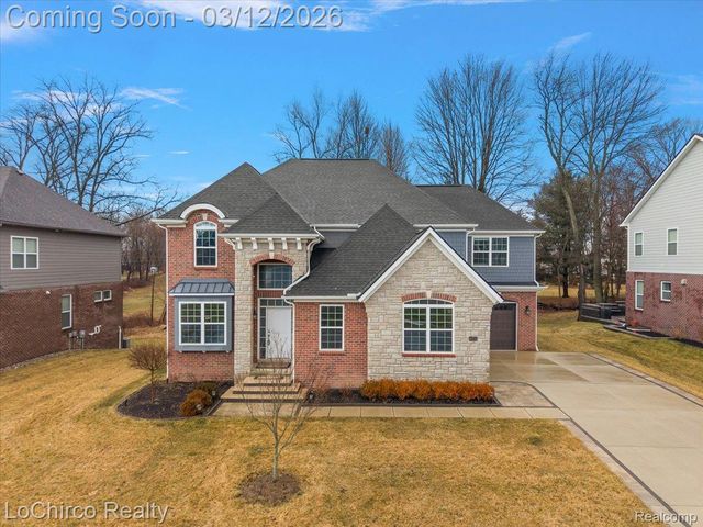 43722 Bolingbrooke Lane, Novi, MI 48377