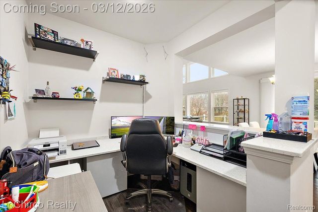 43722 Bolingbrooke Lane, Novi, MI 48377