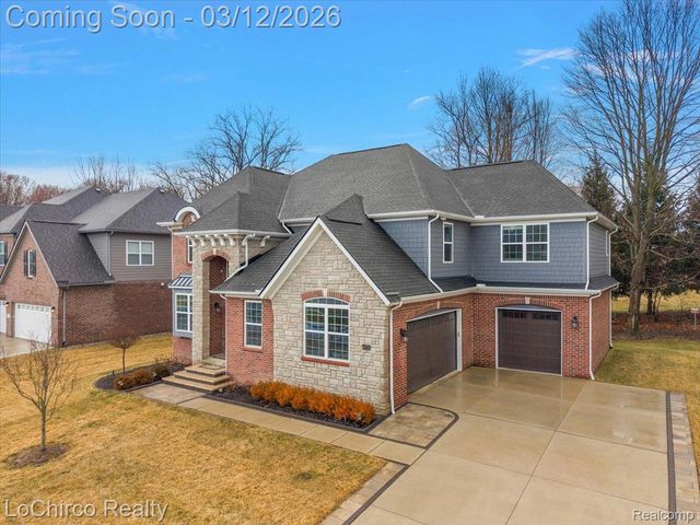 43722 Bolingbrooke Lane, Novi, MI 48377