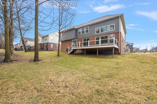 43722 Bolingbrooke Lane, Novi, MI 48377