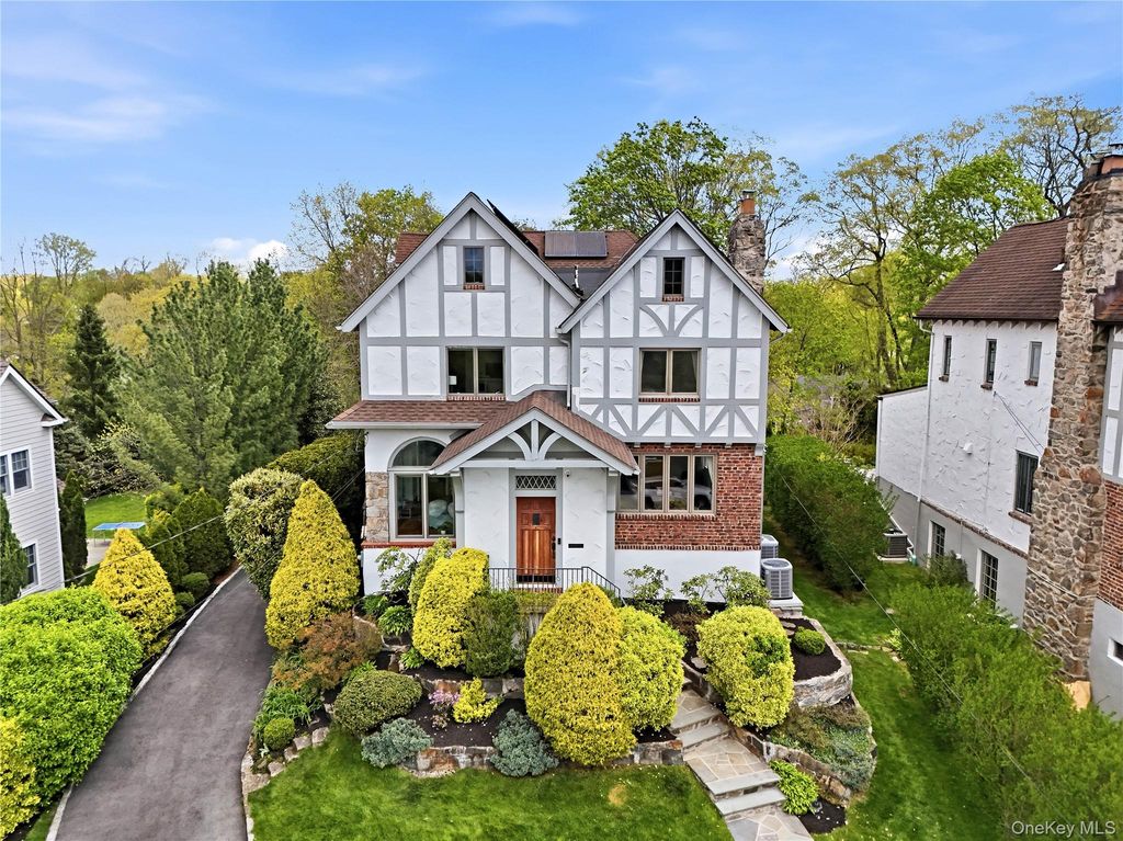 15 Kilmer Road, Larchmont, NY 10538