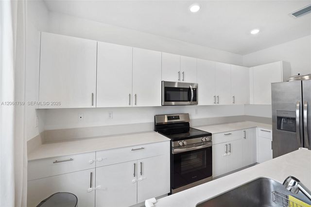 2629 SE 24th Court, Homestead, FL 33035