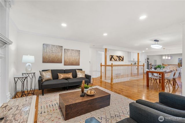 959 Hoquiam Avenue NE, Renton, WA 98059