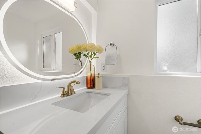 959 Hoquiam Avenue NE, Renton, WA 98059