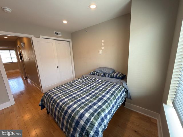 2344 S BEULAH ST, Philadelphia, PA 19148