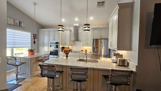 2713 BARNSLEY LANE, Kissimmee, FL 34744