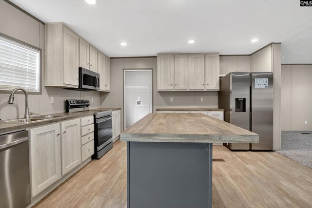 812 White Pond Road, Williston, SC 29853
