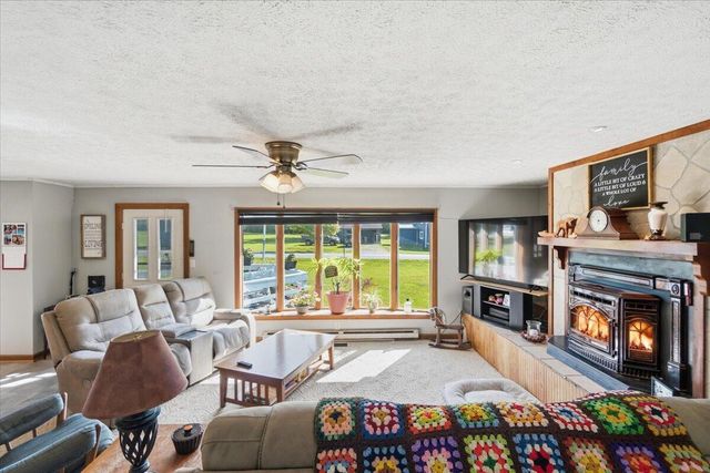 3788 County Road 25 3788 County Road 25, Bellefontaine, OH 43311
