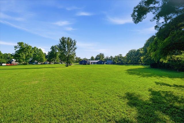 3788 County Road 25 3788 County Road 25, Bellefontaine, OH 43311