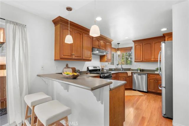 586 36th, Manhattan Beach, CA 90266