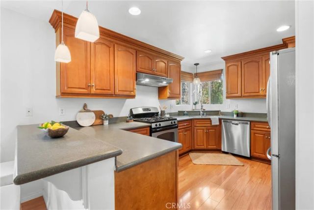 586 36th, Manhattan Beach, CA 90266