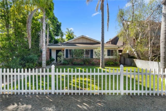 586 36th, Manhattan Beach, CA 90266