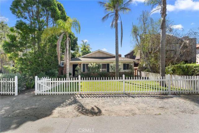 586 36th, Manhattan Beach, CA 90266