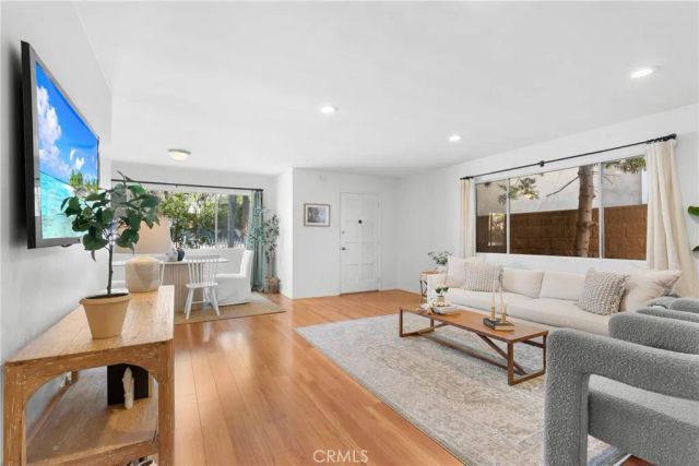 586 36th, Manhattan Beach, CA 90266