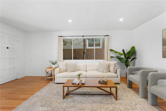 586 36th, Manhattan Beach, CA 90266